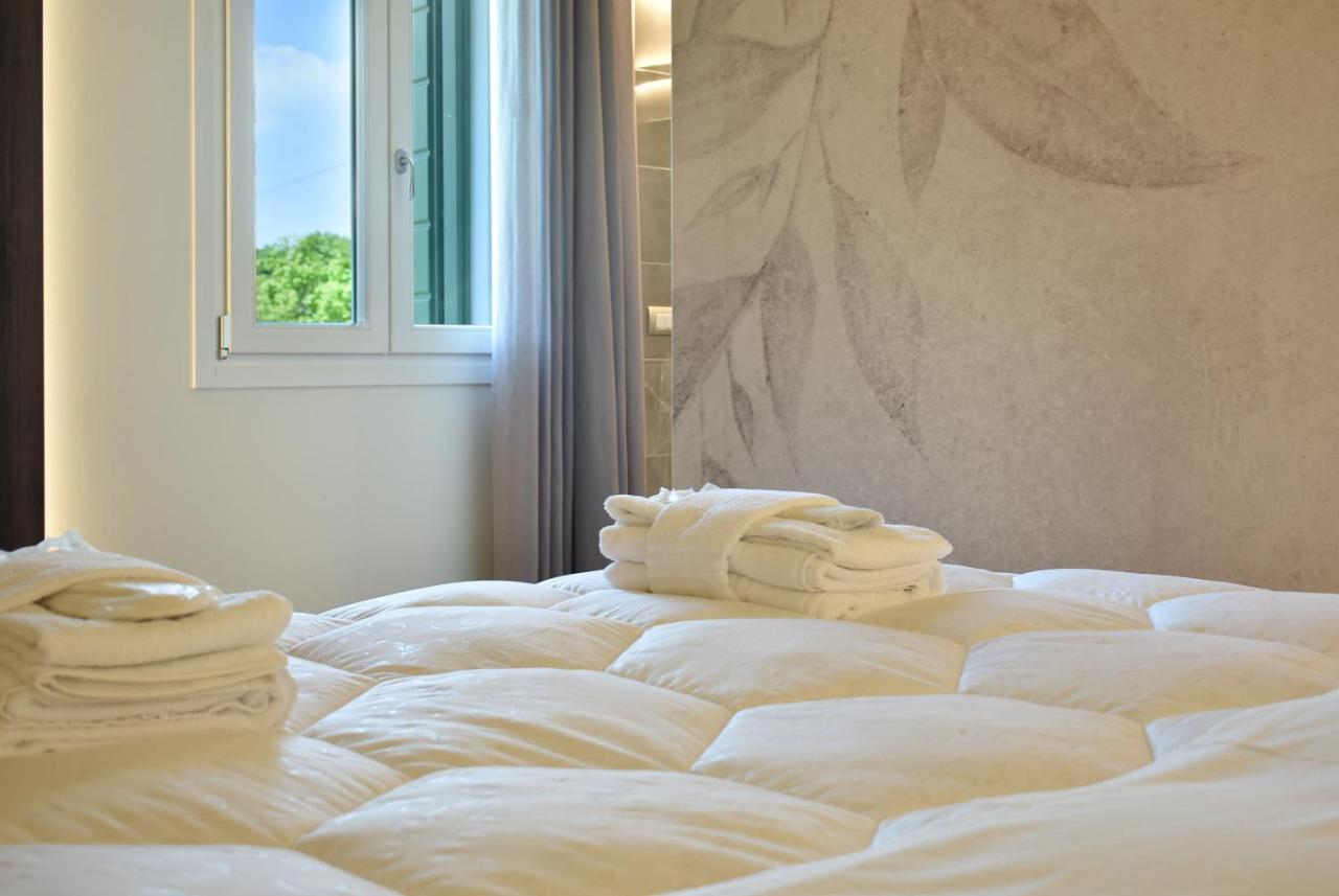 Royal Garden Luxury Rooms Padua Exteriör bild